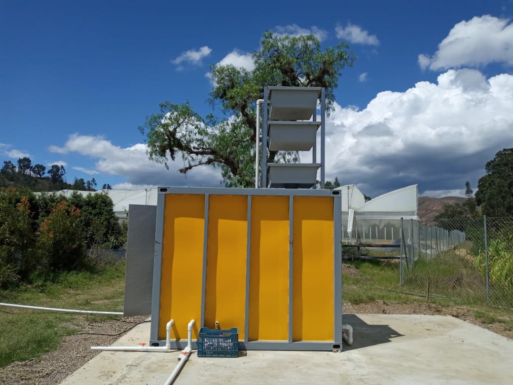 Planta contenedorizada para tratamiento de aguas residuales y agua potable COD 060: LA SANTA - FERNANDO MASSARD