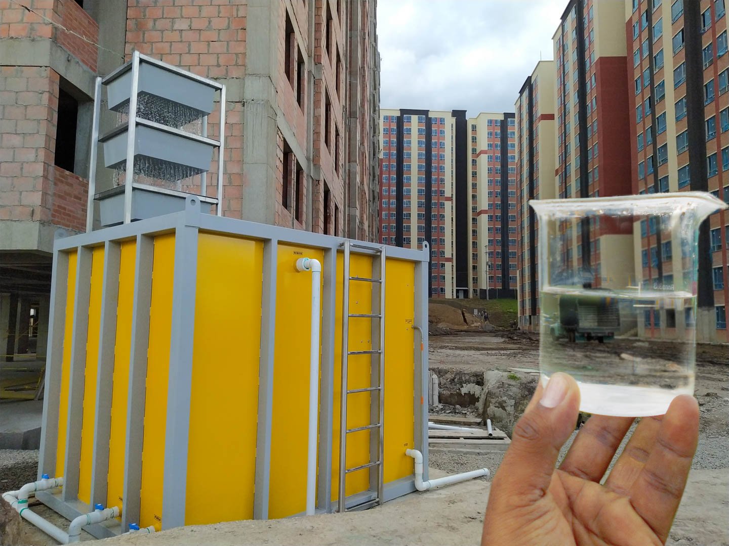Planta contenedorizada para tratamiento de aguas residuales y agua potable COD 124: DIÓGENES VITERI