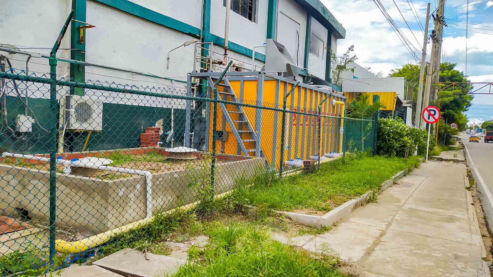 Planta contenedorizada para tratamiento de aguas residuales y agua potable COD 093: COOLECHERA