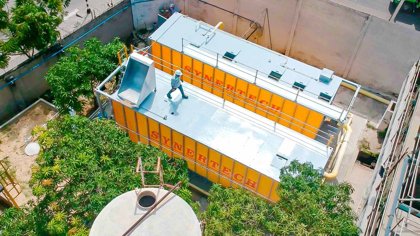 Planta contenedorizada para tratamiento de aguas residuales y agua potable COD 094: COOLECHERA