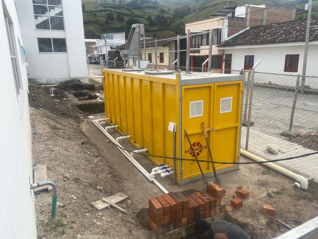 Planta contenedorizada para tratamiento de aguas residuales y agua potable COD 238: MOISES MARTINEZ