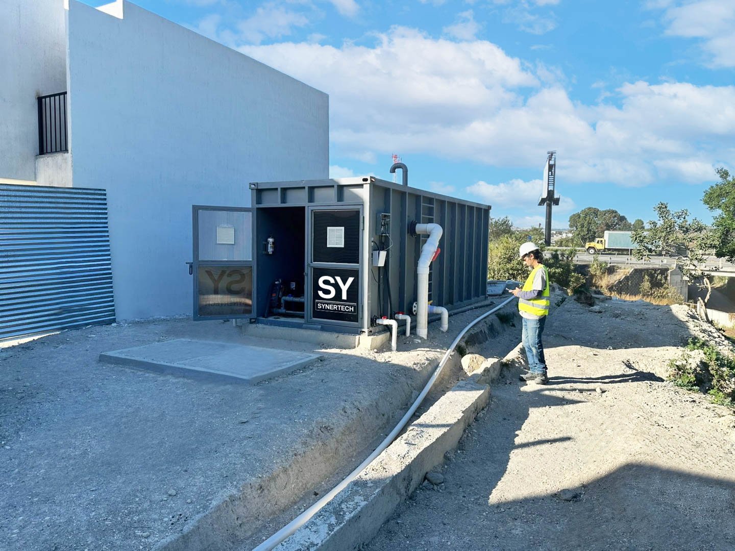 Planta contenedorizada para tratamiento de aguas residuales y agua potable COD 389: GUATERCONTROL