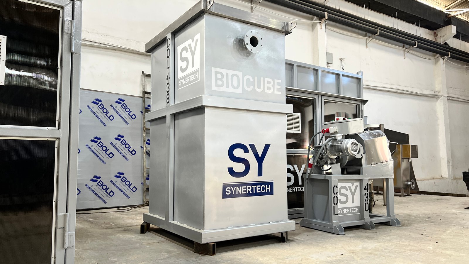 Planta contenedorizada para tratamiento de aguas residuales y agua potable COD 438: CUBERO ING CIVIL - CUBIC WATER