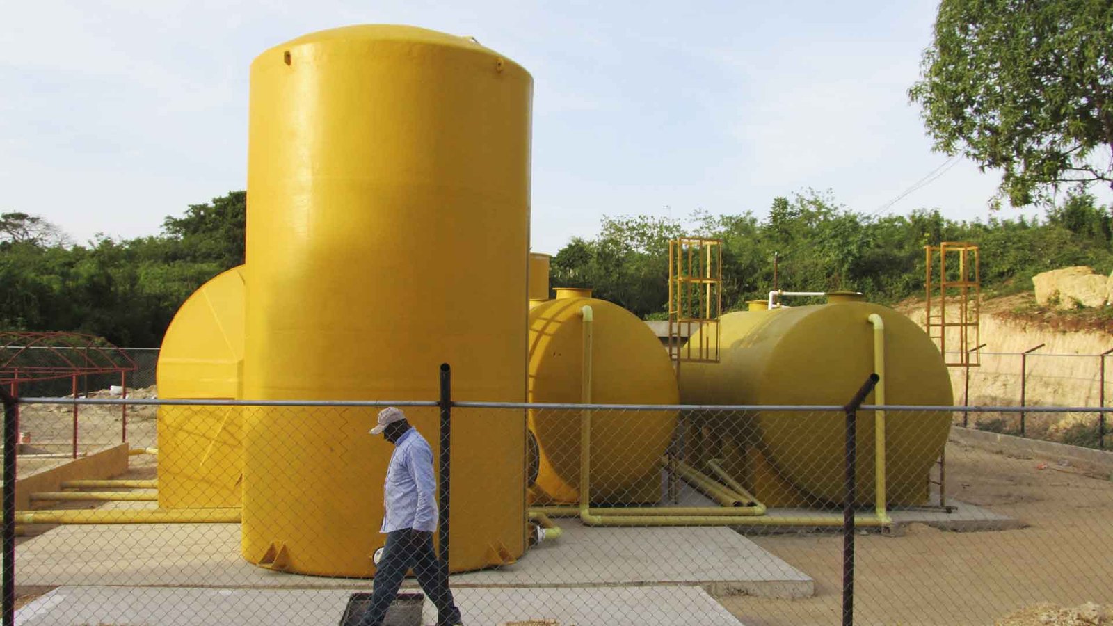 Tanques y filtros en fibra de vidrio para tratamiento y almacenamiento de agua: Asomor