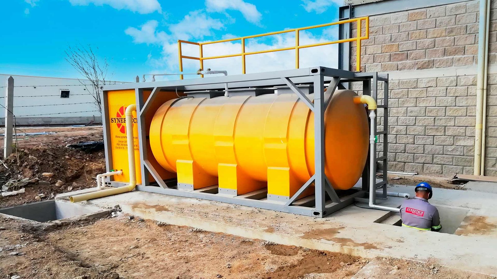 Tanques y filtros en fibra de vidrio para tratamiento y almacenamiento de agua: Dinacol
